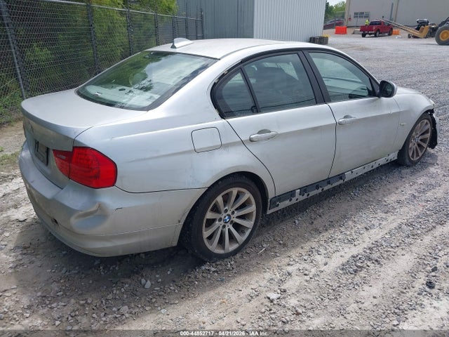 44852717 :رقم المزاد ، WBAPH7G55BNM57892 vin ، 2011 Bmw 328i مزاد بيع