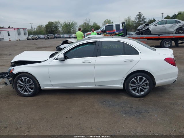 44852721 :رقم المزاد ، WDDWF4KB3HR304449 vin ، 2017 Mercedes-benz C 300 4matic مزاد بيع