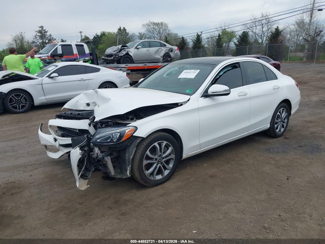 44852721 :رقم المزاد ، WDDWF4KB3HR304449 vin ، 2017 Mercedes-benz C 300 4matic مزاد بيع