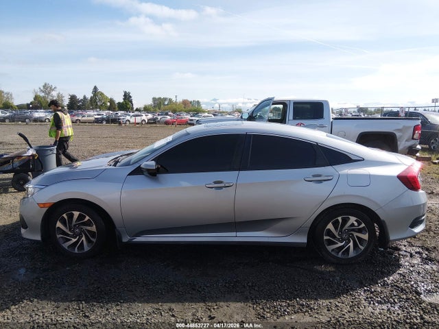 Aukcja sprzedaży 2017 Honda Civic Ex, vin: 2HGFC2F87HH548290, numer aukcji: 44852727