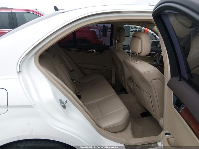 44852735 :رقم المزاد ، WDDGF5GB3AR116720 vin ، 2010 Mercedes-benz C 350 Sport مزاد بيع