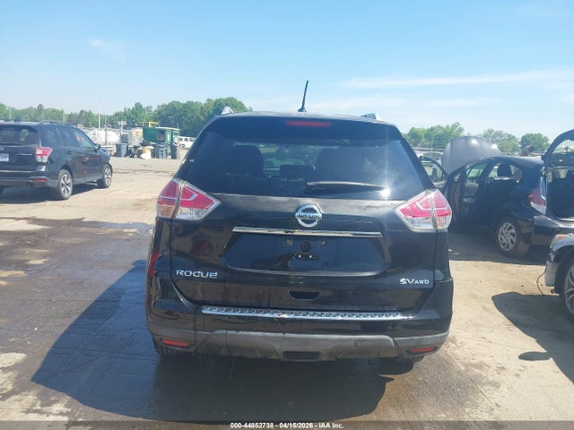 44852738 :رقم المزاد ، KNMAT2MV2FP555187 vin ، 2015 Nissan Rogue Sv مزاد بيع