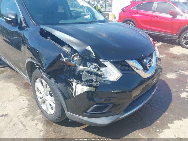 44852738 :رقم المزاد ، KNMAT2MV2FP555187 vin ، 2015 Nissan Rogue Sv مزاد بيع
