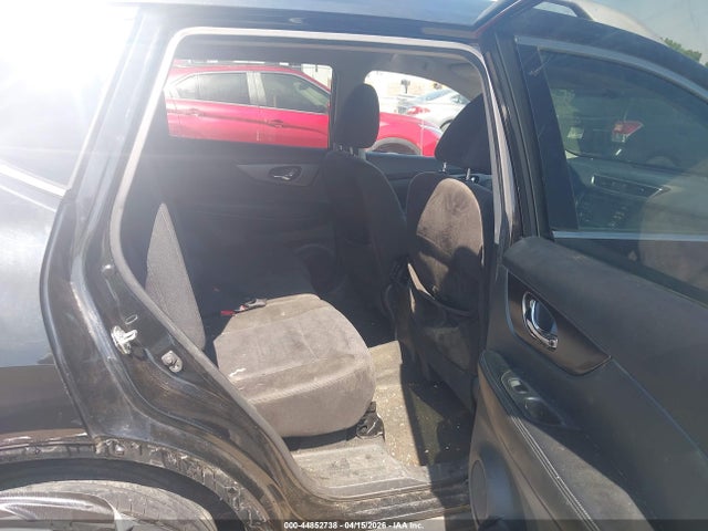 44852738 :رقم المزاد ، KNMAT2MV2FP555187 vin ، 2015 Nissan Rogue Sv مزاد بيع