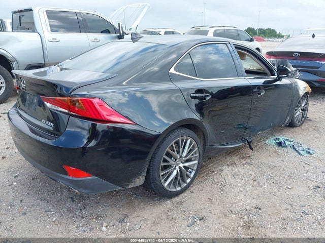 44852741 :رقم المزاد ، JTHBA1D26H5044928 vin ، 2017 Lexus Is 200t مزاد بيع