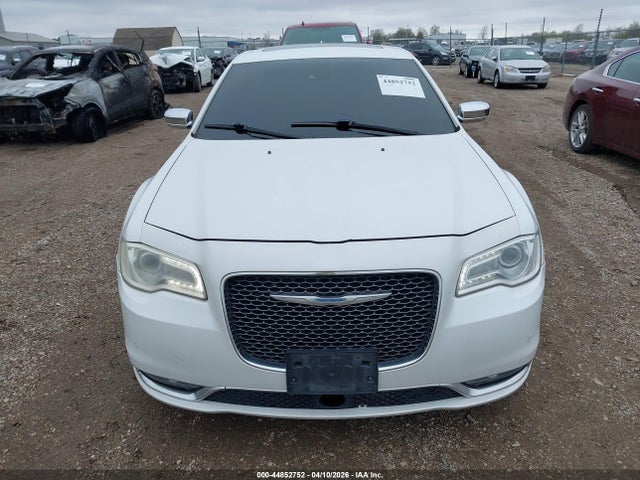44852752 :رقم المزاد ، 2C3CCAET1GH165675 vin ، 2016 Chrysler 300c مزاد بيع