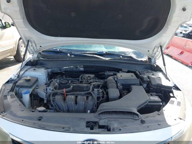 KIA Optima Lx 2018 5XXGT4L35JG263927 Image 10