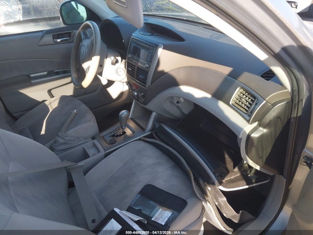 44852800 :رقم المزاد ، JF2SH6CC2AH755553 vin ، 2010 Subaru Forester 2.5x Premium مزاد بيع