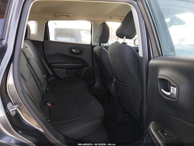 44852819 :رقم المزاد ، 3C4NJCAB6JT254935 vin ، 2018 Jeep Compass Sport Fwd مزاد بيع