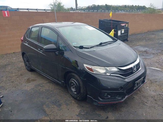3HGGK5G68JM709064 Honda Fit Sport