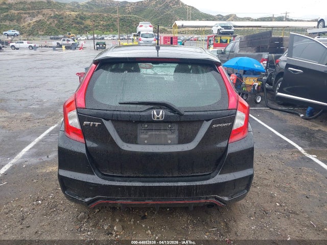 3HGGK5G68JM709064 Honda Fit Sport