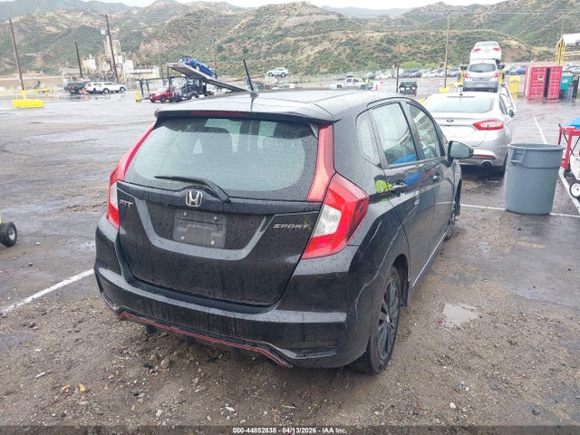 3HGGK5G68JM709064 Honda Fit Sport