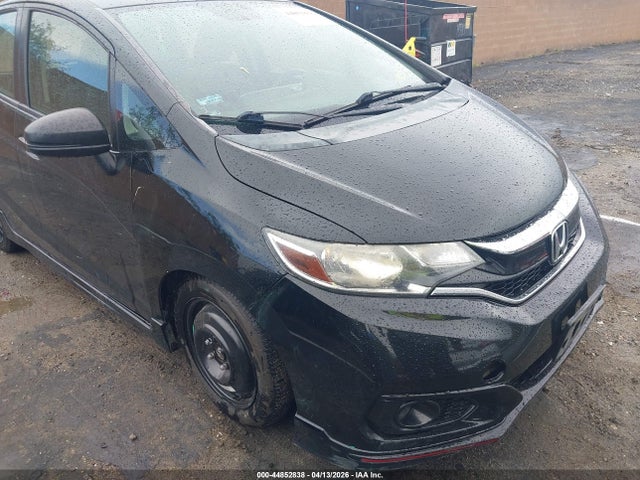 3HGGK5G68JM709064 Honda Fit Sport