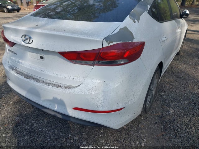 44852843 :رقم المزاد ، 5NPD84LF0HH174151 vin ، 2017 Hyundai Elantra Se مزاد بيع