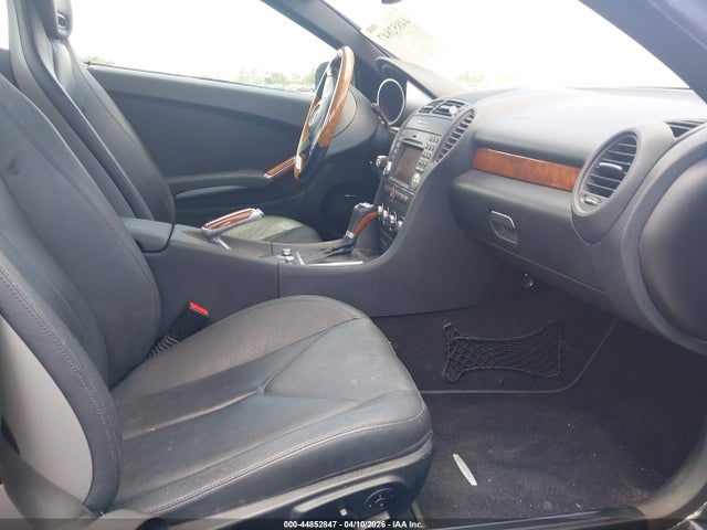 2009 Mercedes-benz Slk 300 მანქანა იყიდება აუქციონზე, vin: WDBWK54F59F215012, აუქციონის ნომერი: 44852847