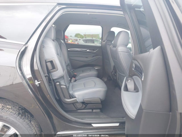 5GAEVAKW9KJ130579 Buick Enclave Awd Essence