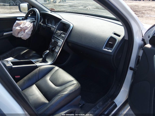 44852856 :رقم المزاد ، YV449MRR7H2222953 vin ، 2017 Volvo Xc60 T6 Dynamic مزاد بيع