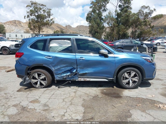 Продажа на аукционе авто 2019 Subaru Forester Touring, vin: JF2SKAWCXKH408876, номер лота: 44852873
