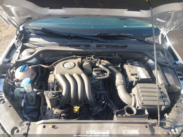 Продаж на аукціоні авто 2015 Volkswagen Jetta 2.0l S, vin: 3VW2K7AJ2FM211979, номер лоту: 44852894