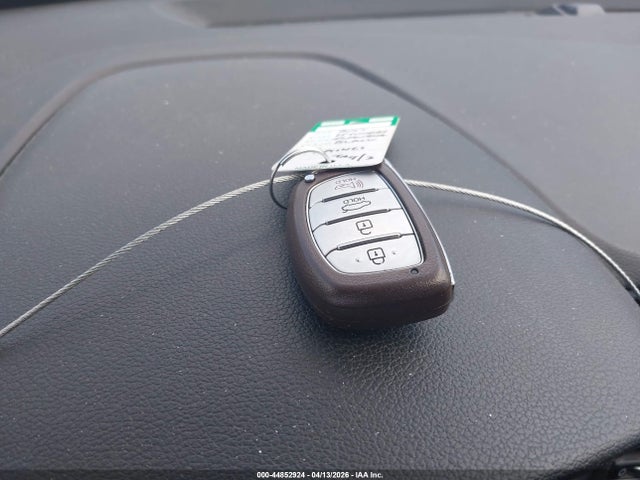 Продажа на аукционе авто 2017 Hyundai Elantra Value Edition, vin: KMHD84LF6HU433095, номер лота: 44852924