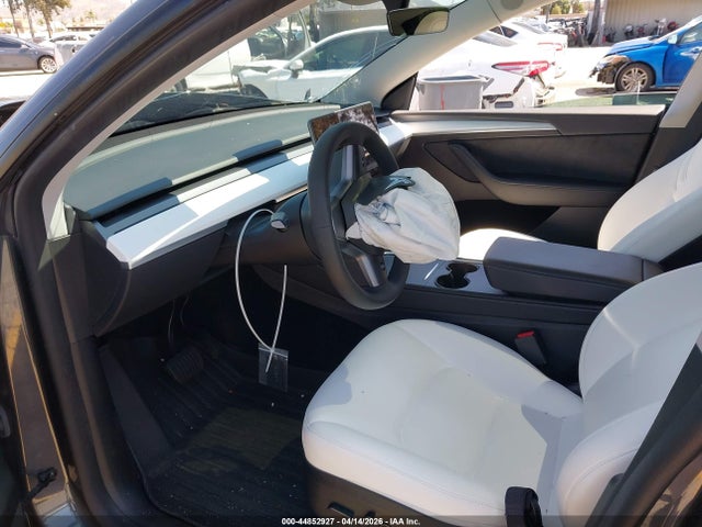 7SAYGDEE3PF828438 Tesla Model Y Awd/long Range Dual Motor All-wheel Drive