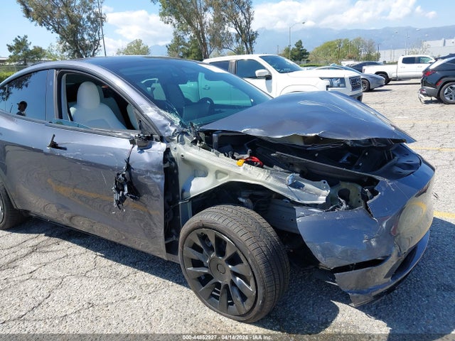 7SAYGDEE3PF828438 Tesla Model Y Awd/long Range Dual Motor All-wheel Drive