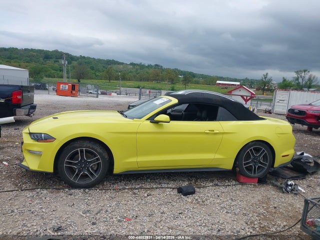 Продажа на аукционе авто 2021 Ford Mustang Ecoboost Premium, vin: 1FATP8UH5M5105056, номер лота: 44852931