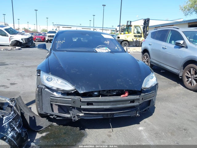 44852954 :رقم المزاد ، 5YJSA1H27EFP69153 vin ، 2014 Tesla Model S P85d مزاد بيع