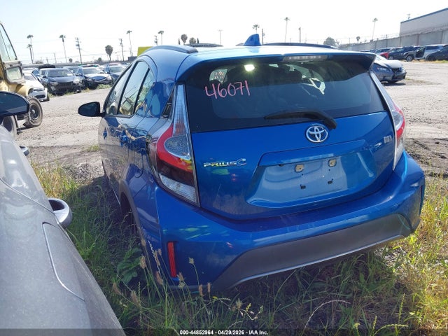 JTDKDTB37J1602962 Toyota Prius C One