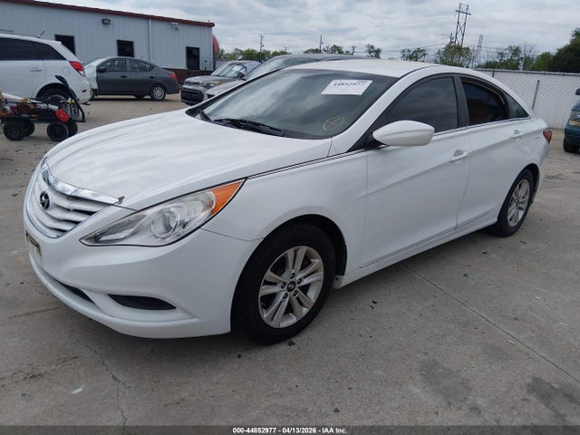 2013 Hyundai Sonata Gls მანქანა იყიდება აუქციონზე, vin: 5NPEB4AC5DH721973, აუქციონის ნომერი: 44852977