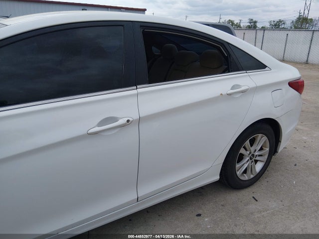2013 Hyundai Sonata Gls მანქანა იყიდება აუქციონზე, vin: 5NPEB4AC5DH721973, აუქციონის ნომერი: 44852977