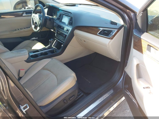 2016 Hyundai Sonata Limited მანქანა იყიდება აუქციონზე, vin: 5NPE34AF9GH411899, აუქციონის ნომერი: 44852983