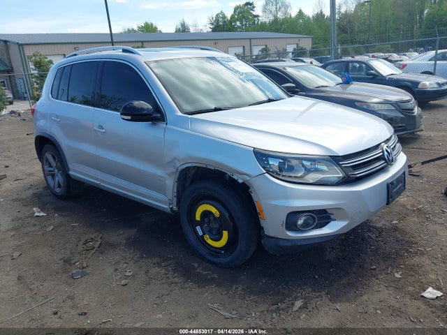 Volkswagen Tiguan 2.0t Sport 2017 WVGUV7AX5HW506693 головне зображення