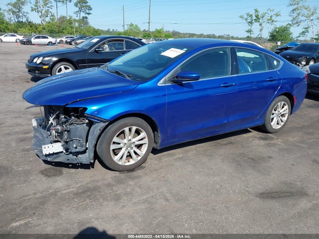 2015 Chrysler 200 Limited მანქანა იყიდება აუქციონზე, vin: 1C3CCCABXFN634938, აუქციონის ნომერი: 44853022