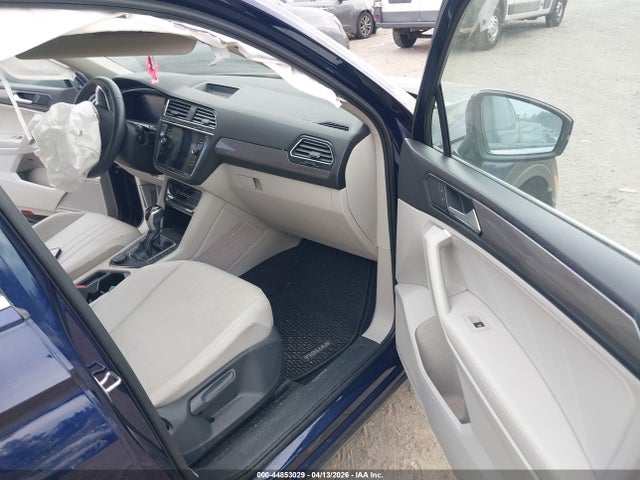 Продаж на аукціоні авто 2023 Volkswagen Tiguan 2.0t Se, vin: 3VVMB7AX0PM070056, номер лоту: 44853029