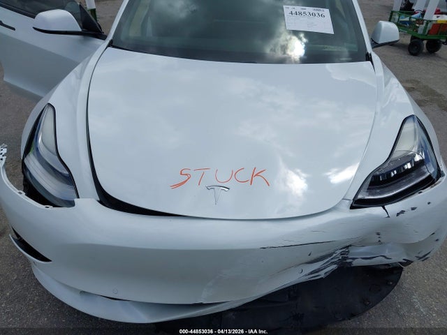 44853036 :رقم المزاد ، 5YJ3E1EA9MF857866 vin ، 2021 Tesla Model 3 Standard Range Plus Rear-wheel Drive مزاد بيع