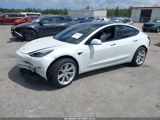 44853036 :رقم المزاد ، 5YJ3E1EA9MF857866 vin ، 2021 Tesla Model 3 Standard Range Plus Rear-wheel Drive مزاد بيع