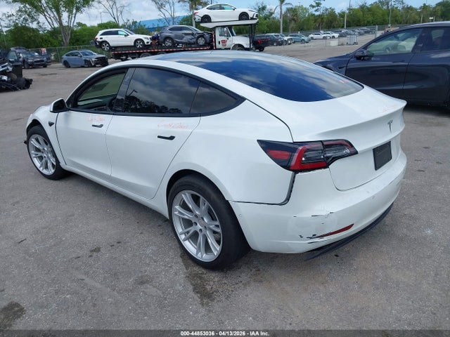 44853036 :رقم المزاد ، 5YJ3E1EA9MF857866 vin ، 2021 Tesla Model 3 Standard Range Plus Rear-wheel Drive مزاد بيع