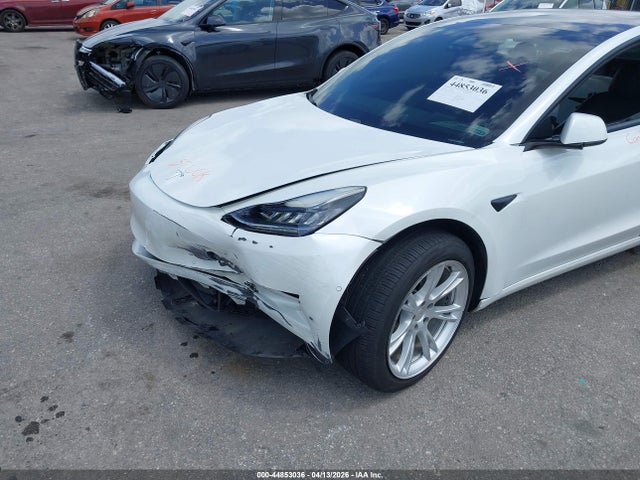 44853036 :رقم المزاد ، 5YJ3E1EA9MF857866 vin ، 2021 Tesla Model 3 Standard Range Plus Rear-wheel Drive مزاد بيع