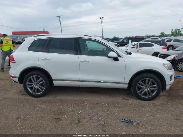 WVGEF9BP5GD000772 Volkswagen Touareg Vr6 Lux