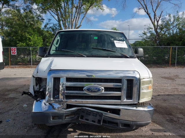 2010 Ford E-350 Super Duty Xl/xlt მანქანა იყიდება აუქციონზე, vin: 1FBSS3BL7ADA25195, აუქციონის ნომერი: 44853050