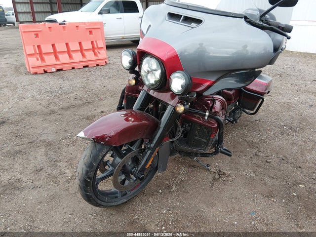 1HD1TEH16KB952562 Harley-Davidson FLHTKSE