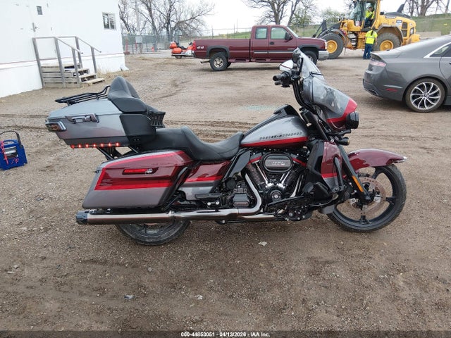 1HD1TEH16KB952562 Harley-Davidson FLHTKSE