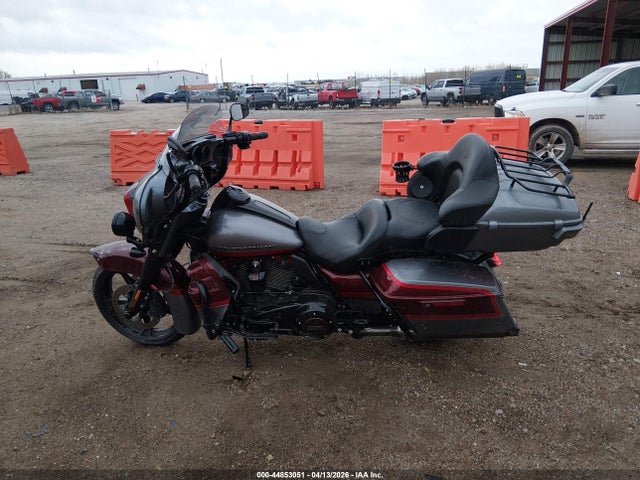 1HD1TEH16KB952562 Harley-Davidson FLHTKSE
