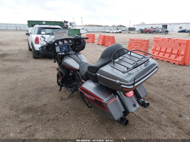 1HD1TEH16KB952562 Harley-Davidson FLHTKSE