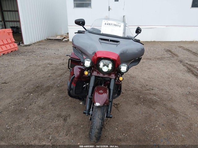 1HD1TEH16KB952562 Harley-Davidson FLHTKSE