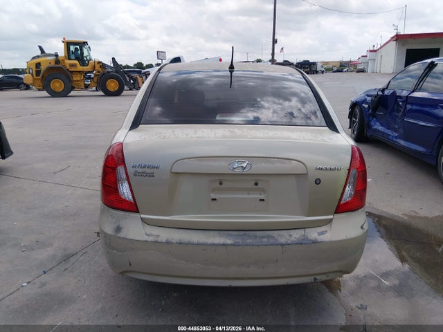 2006 Hyundai Accent Gls მანქანა იყიდება აუქციონზე, vin: KMHCN46C56U027232, აუქციონის ნომერი: 44853053