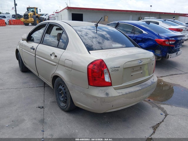 2006 Hyundai Accent Gls მანქანა იყიდება აუქციონზე, vin: KMHCN46C56U027232, აუქციონის ნომერი: 44853053