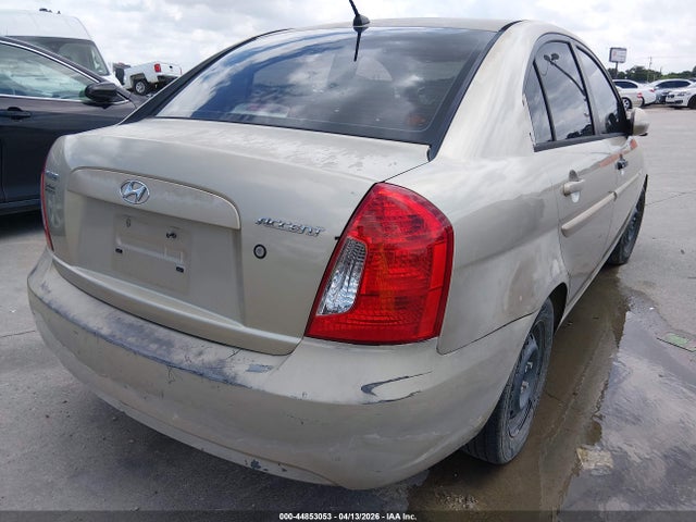2006 Hyundai Accent Gls მანქანა იყიდება აუქციონზე, vin: KMHCN46C56U027232, აუქციონის ნომერი: 44853053