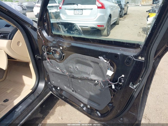 44853089 :رقم المزاد ، 5UXWX9C53D0A20977 vin ، 2013 Bmw X3 Xdrive28i مزاد بيع